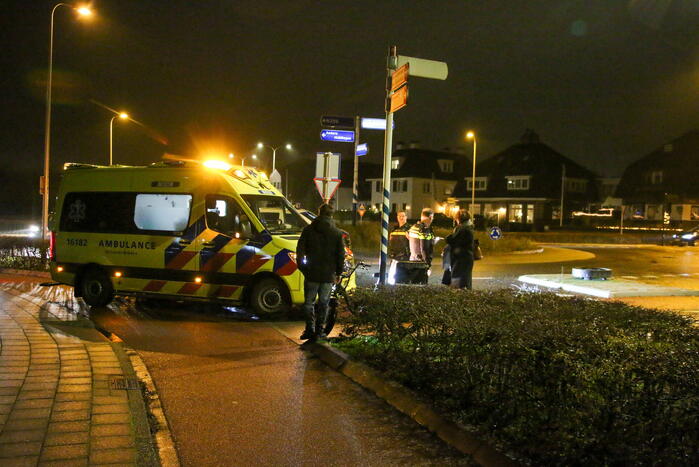 Maaltijdbezorger gewond bij botsing met automobilist