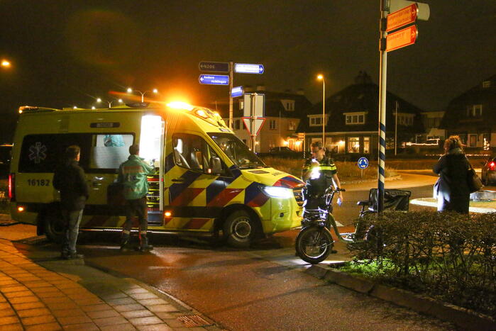 Maaltijdbezorger gewond bij botsing met automobilist