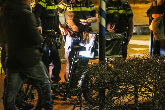 Maaltijdbezorger gewond bij botsing met automobilist