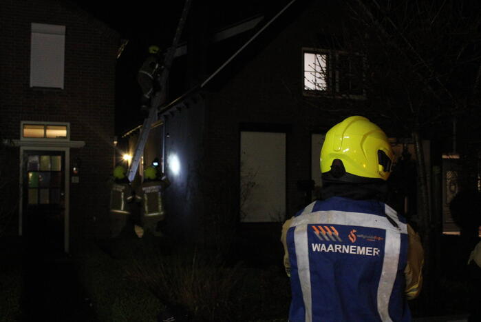 Schoorsteenbrand snel onder controle