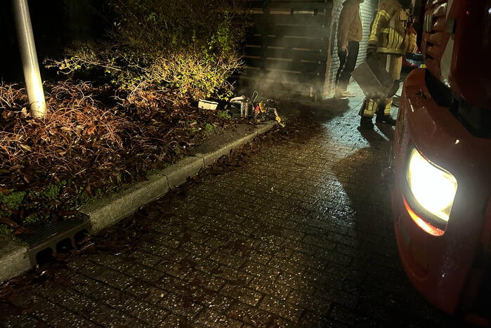 Brand in slaapkamer snel onder controle