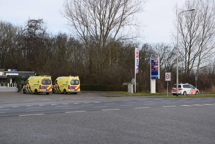 Zwaargewonde bij incident in woning