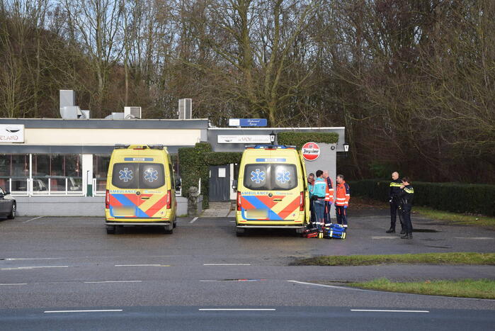 Zwaargewonde bij incident in woning