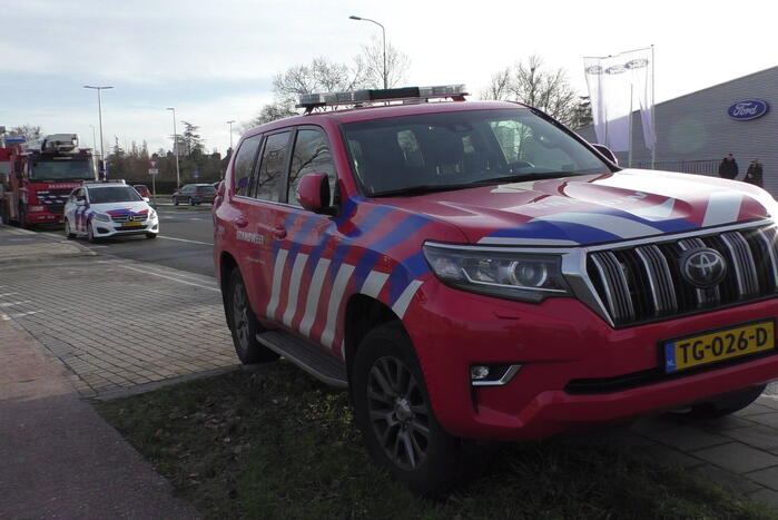 Voertuig belandt in greppel