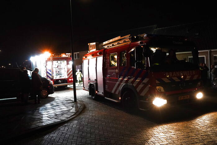 Brandende tafel in woning