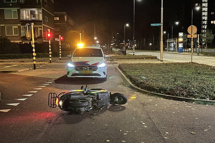 Scooterrijder gewond bij aanrijding