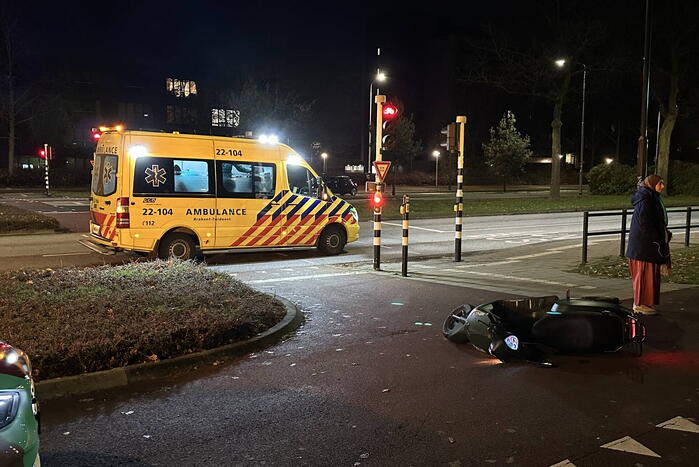 Scooterrijder gewond bij aanrijding
