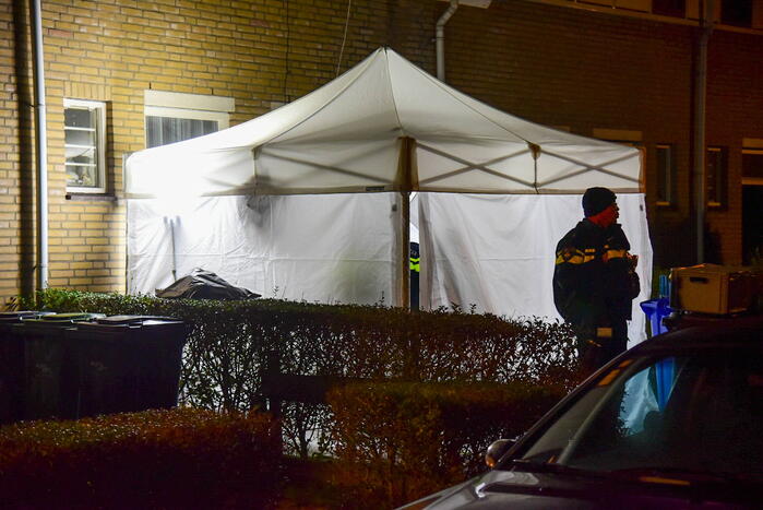 Overledene aangetroffen na melding schietpartij