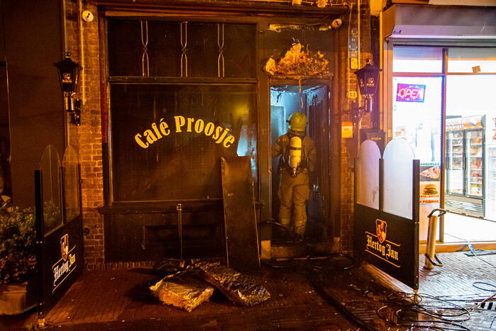 Cafe Proosje zwaar beschadigd na brand