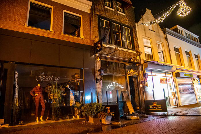Cafe Proosje zwaar beschadigd na brand