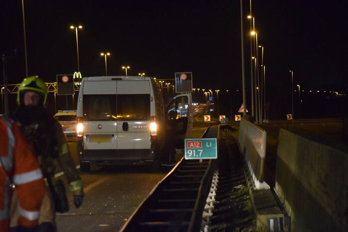 Rookontwikkeling in bestelbus met 130 kilo vuurwerk