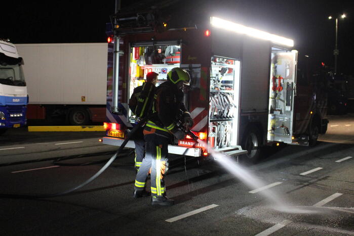 Brand in vrachtwagen snel onder controle