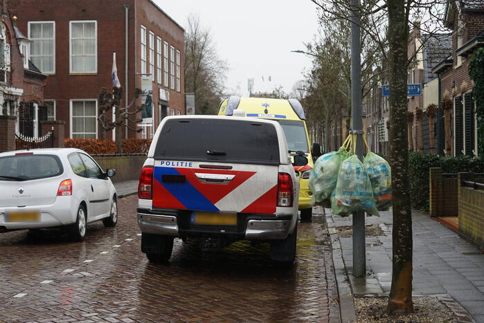 Diefstal en mishandeling in woning