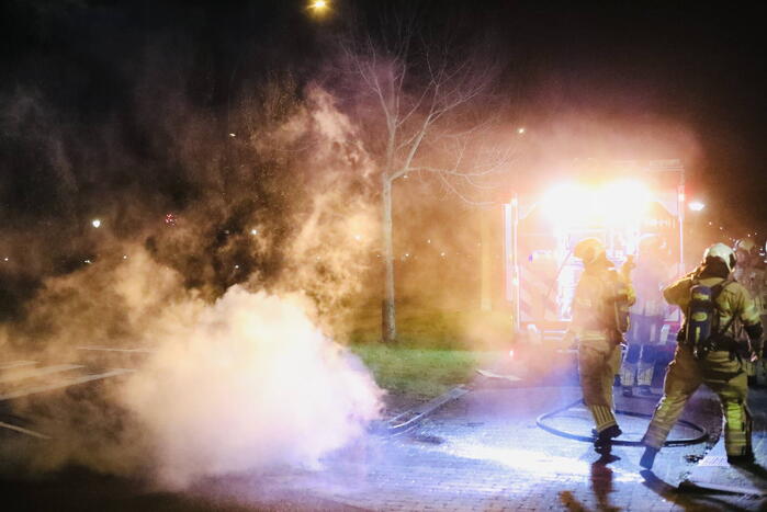 In brand gestoken pallets geblust