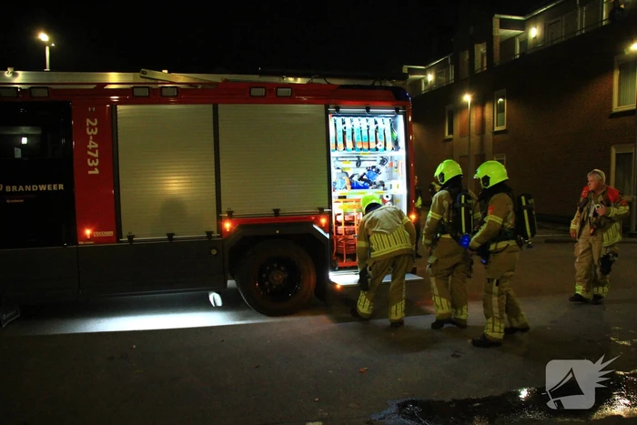 Veel rook bij brand in container