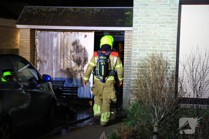 Veel schade na brand in garage