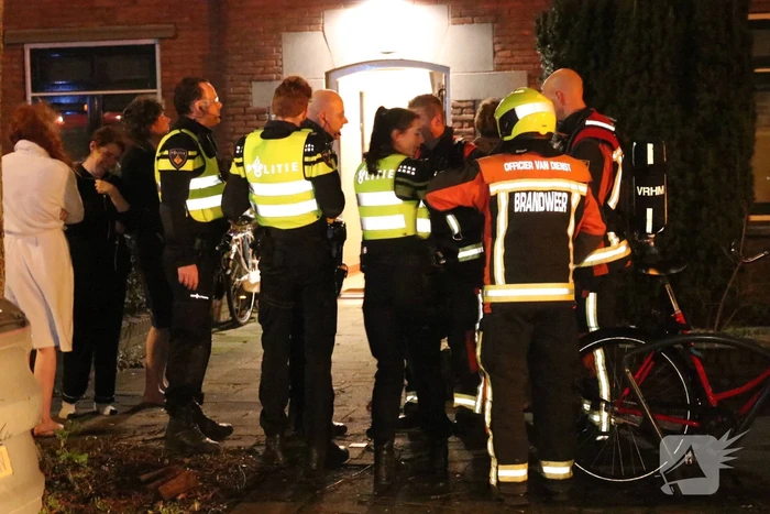 Bewoners laten oven aanstaan, woning vol rook