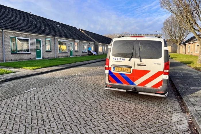 Bestuurster rijdt door na ongeval, oudere vrouw gewond