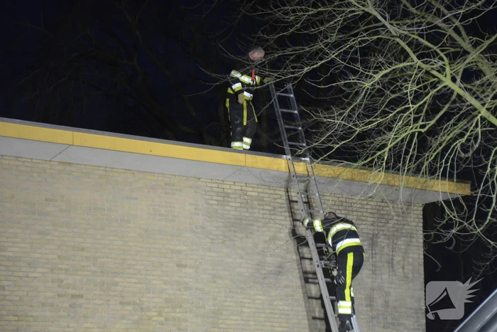 Dakinspectie na melding brandgerucht