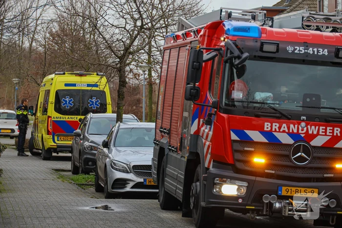 Schuur deels ingestort na brand in Sieradenbuurt