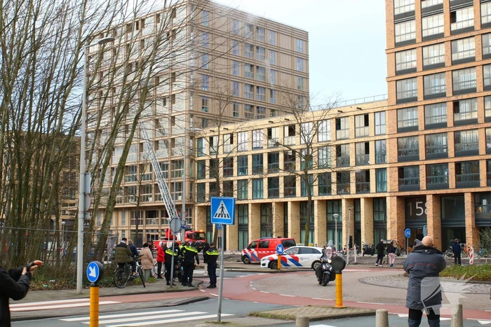 Zeer grote brand op zevende etage flat