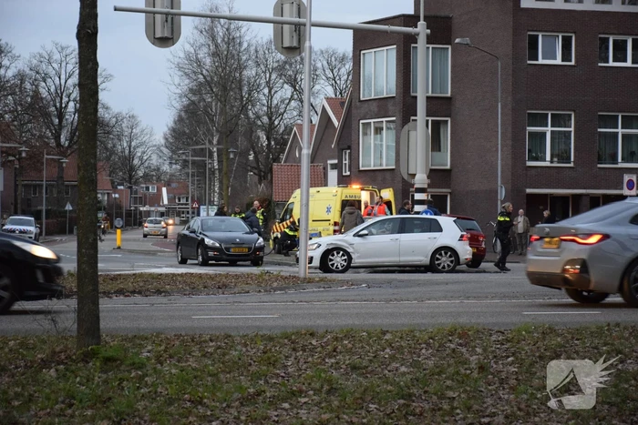 Twee personenauto's betrokken bij ongeval