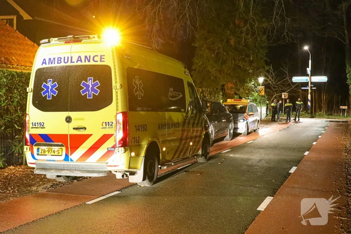 Sushi bezorger belandt in voortuin van woning