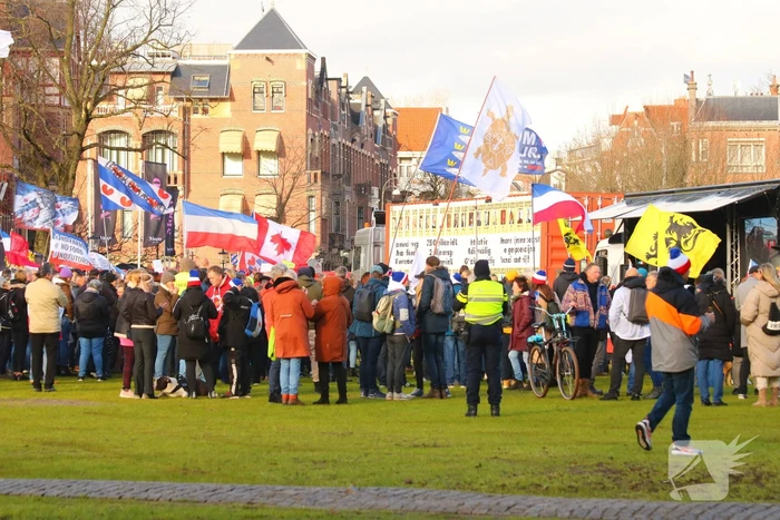 Demonstratie op Museumplein tegen regeringsbeleid