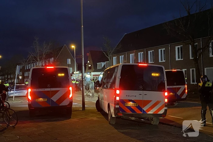 ME ingezet na rellen bij voetbalwedstrijd