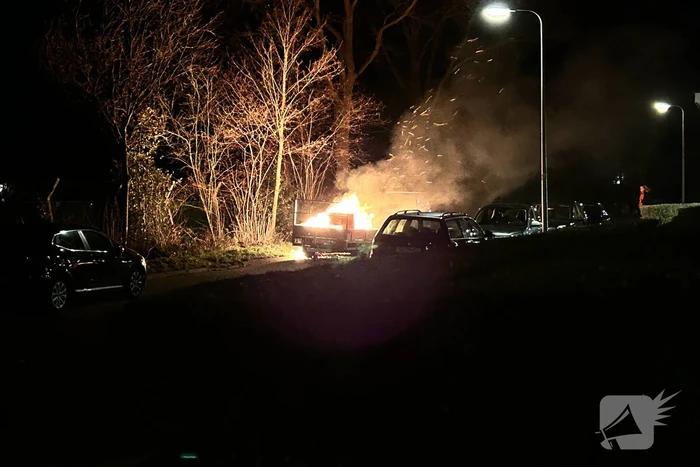 Aanhanger gaat in vlammen op