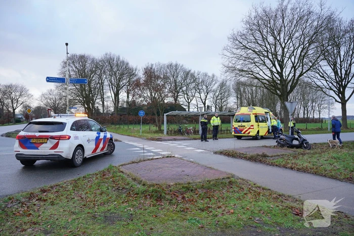 Scooterrijder gewond bij botsing met auto