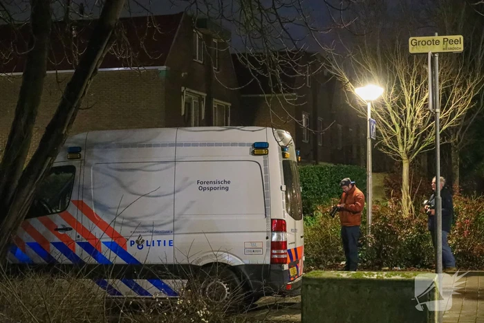 Overlopen inbrekers steken persoon neer