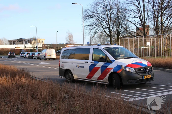 Fietser geschept door personenauto