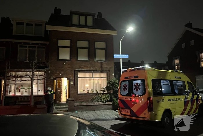 Twee gewonden bij woningoverval