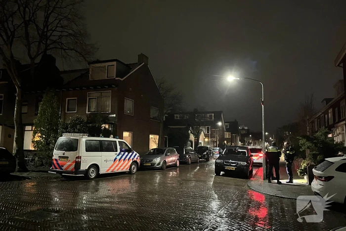 Twee gewonden bij woningoverval