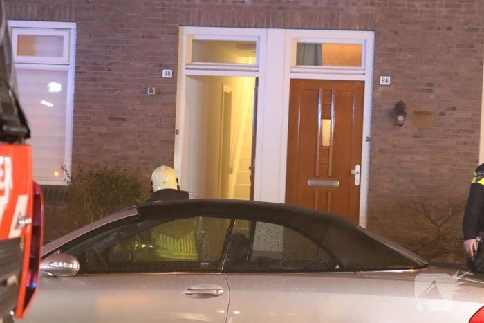 Veel rook bij woningbrand
