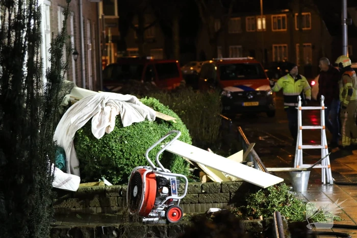 Veel rook bij woningbrand