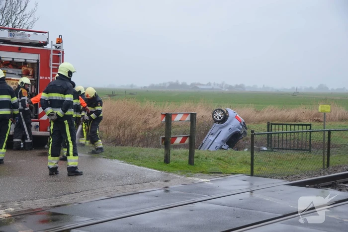 Twee personen ernstig gewond bij eenzijdig ongeval