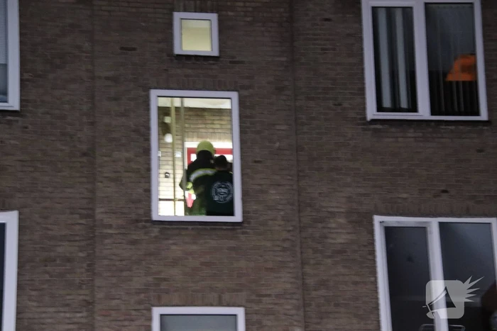 Flatgebouw zonder stroom door wateroverlast