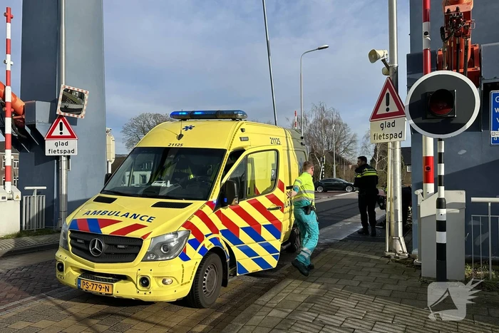 Fietsster gewond bij ongeval op Donkse Brug