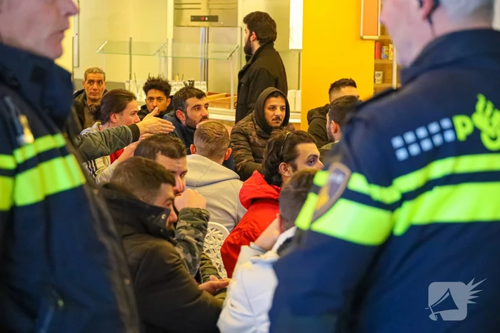 Asielzoekers demonstreren Voor betere omstandigheden