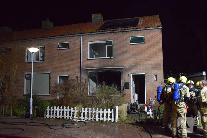Uitslaande brand in woning waar eerder vrouw werd overgoten met zuur