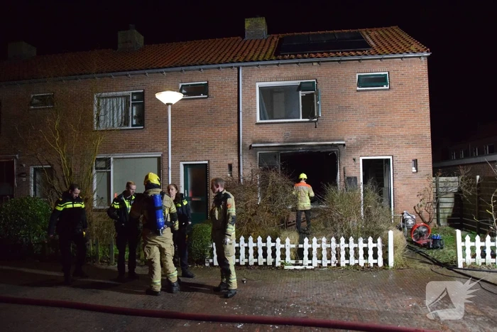 Uitslaande brand in woning waar eerder vrouw werd overgoten met zuur