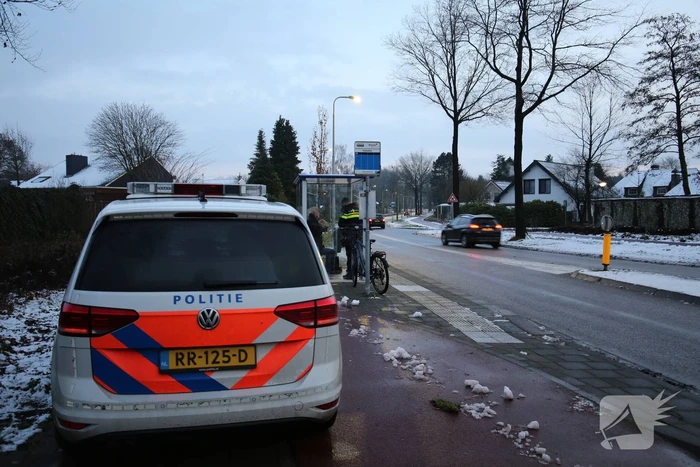 Fietser gewond bij botsing met auto