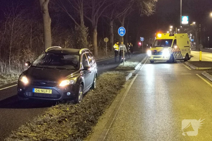 Fietser geschept bij oversteekplaats