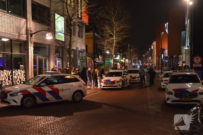 Flinke politie-inzet bij ongeregeldheden