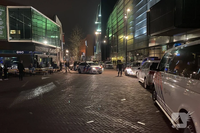 Flinke politie-inzet bij ongeregeldheden