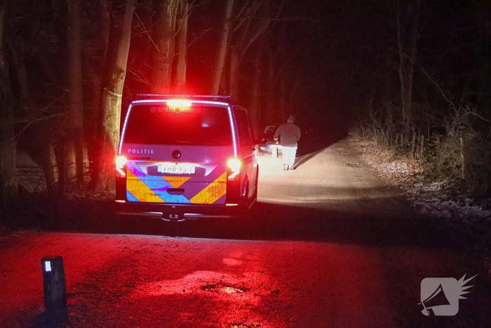 Rave-party in het bos gestopt door politie