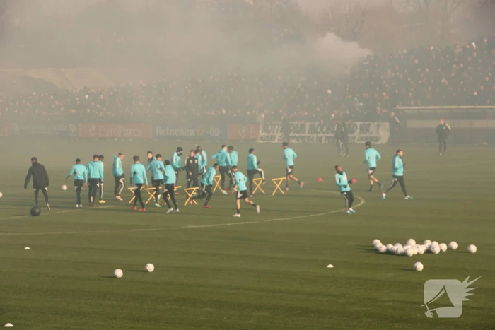 Honderden supporters bij training klassieker