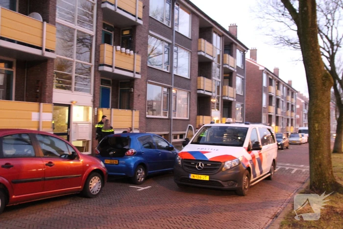 Overleden persoon aangetroffen in woning
